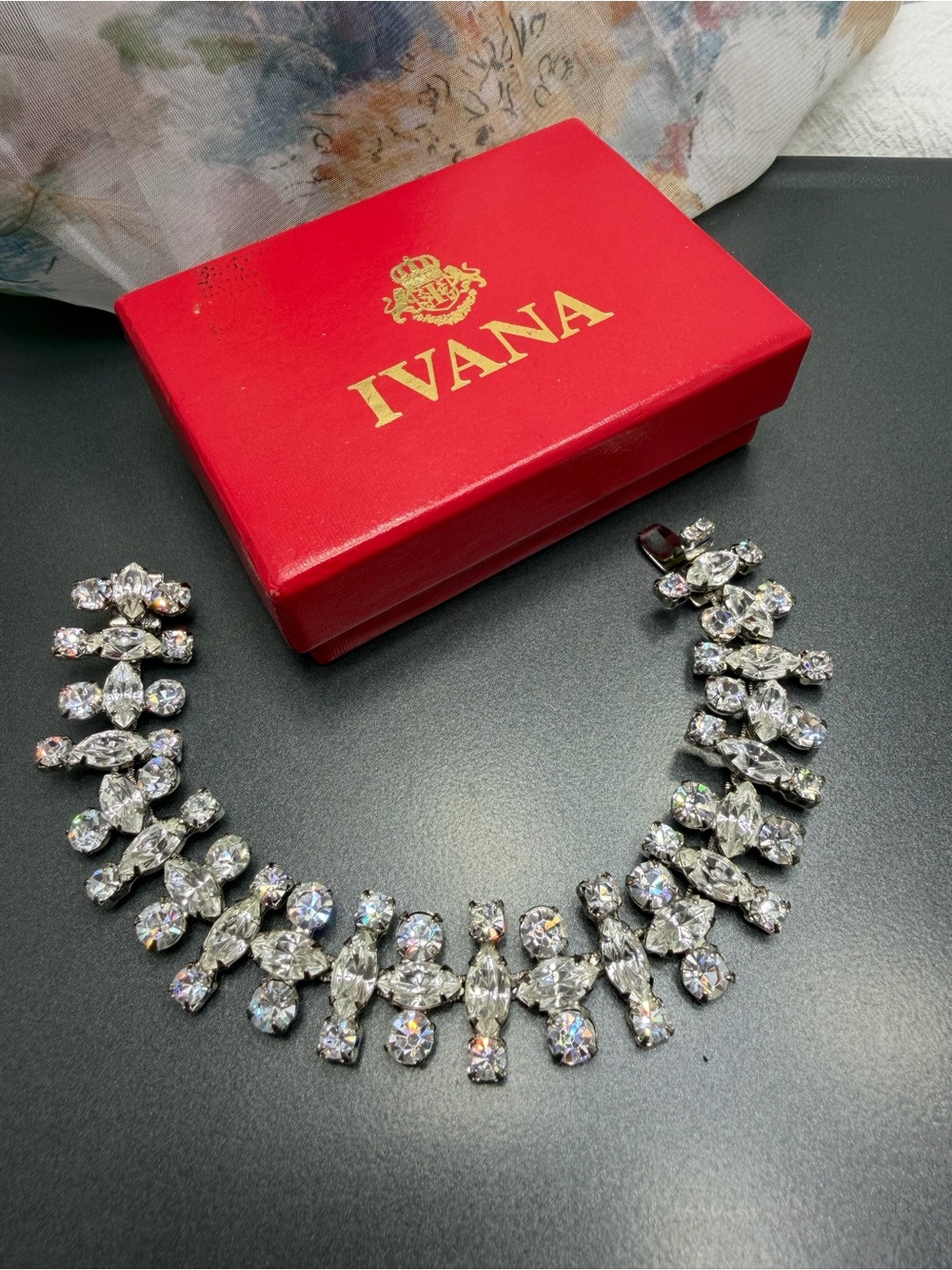 😎30% off Vintage Ivana Trump signed Rhinestone Bracelet with box #442BR